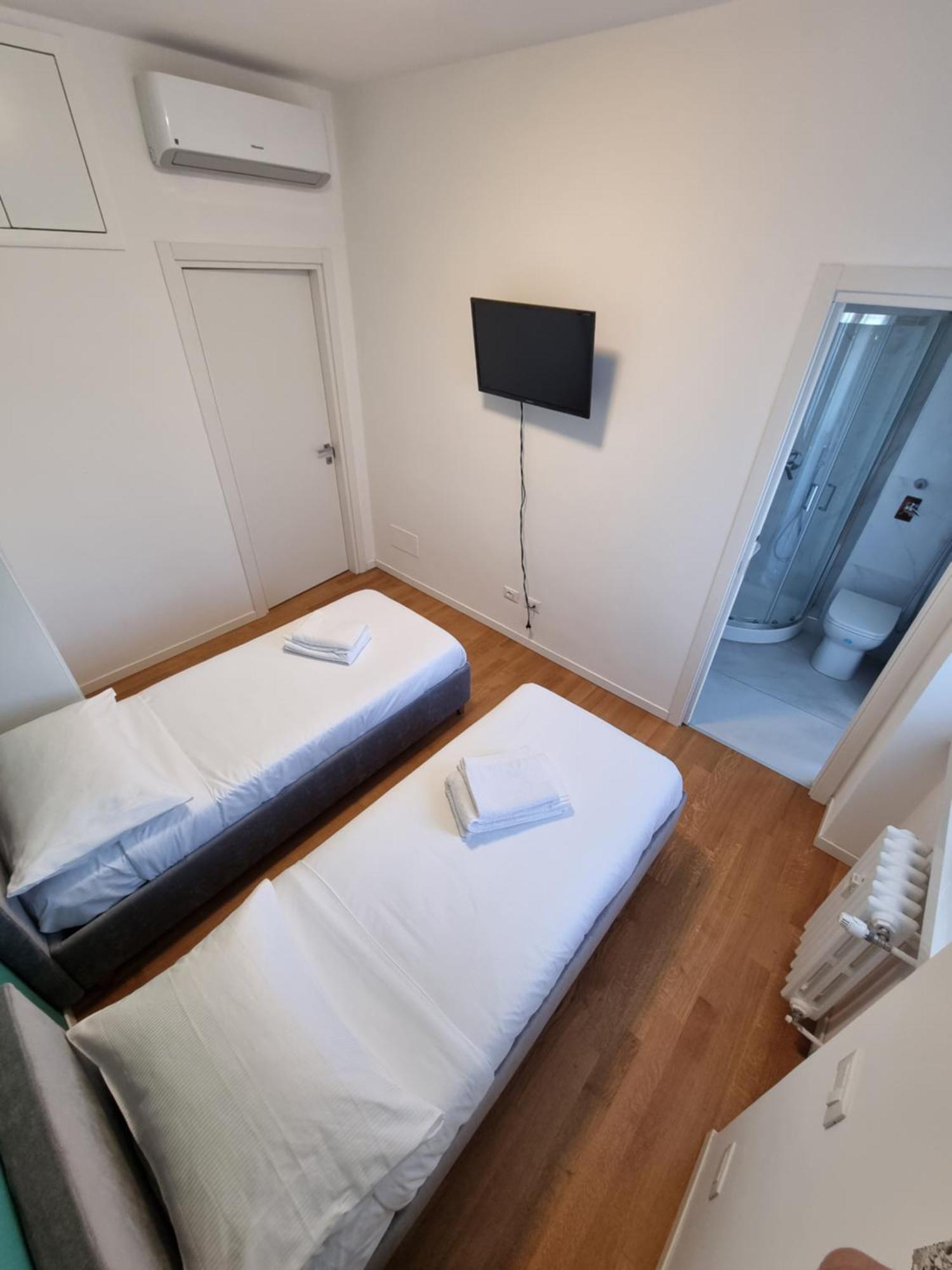Maragda House Linate - Duomo- San Babila Appartement *