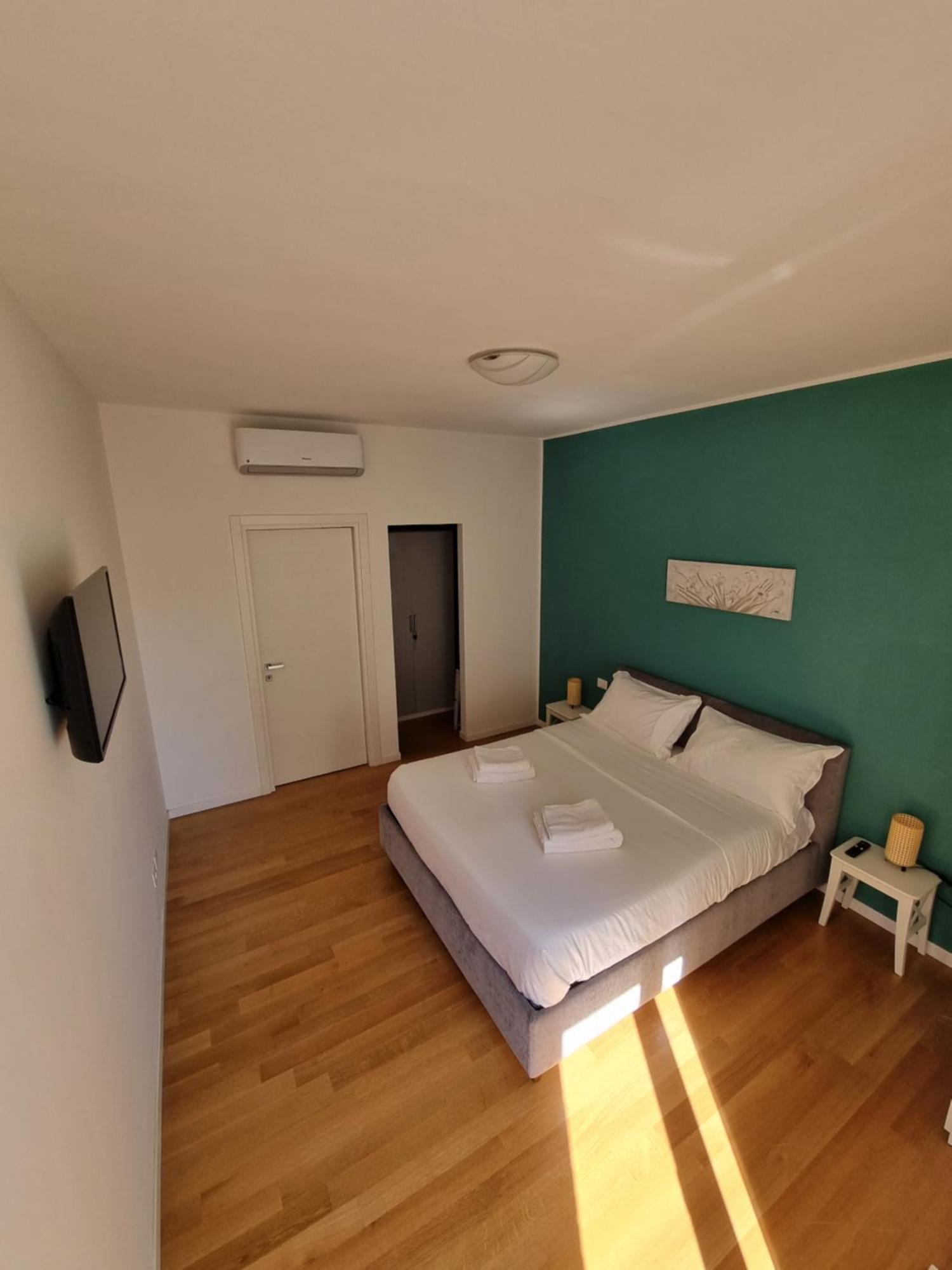 Maragda House Linate - Duomo- San Babila Appartement *